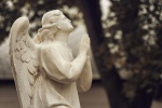 Choisir un monument funéraire qui traverse les générations